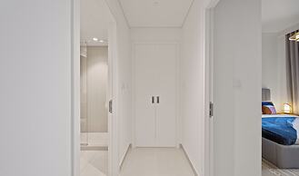 Urban Glam 1 BR in Surf 2-Creek Beach