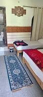 Hotel Kamal Ganga & Restaurant