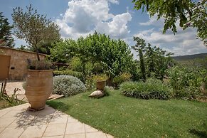 Family Getaway in Marathon by GHH