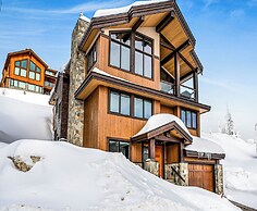 Opulence At Big White