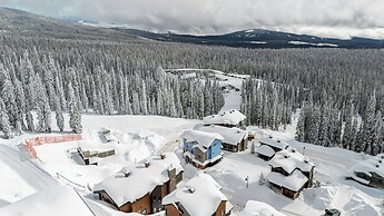 Opulence At Big White