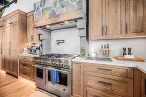 Opulence At Big White