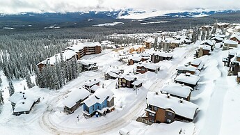 Opulence At Big White