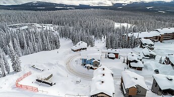 Opulence At Big White