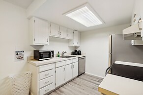 Central Bellevue Guesthouse