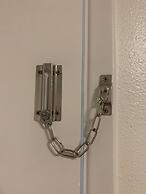 Central Bellevue Guesthouse