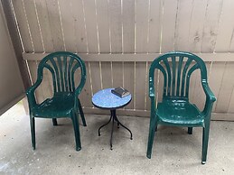 Central Bellevue Guesthouse