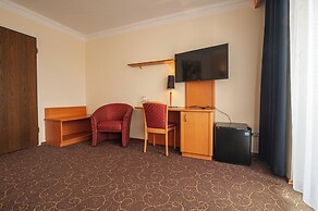 LuCA HOTEL