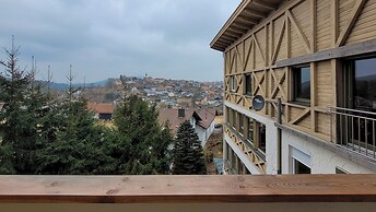 LuCA HOTEL