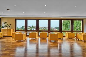 LuCA HOTEL