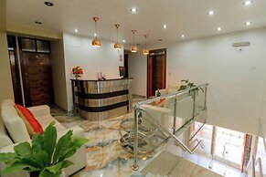 HOTEL MELTHON CLASS