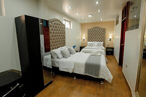 HOTEL MELTHON CLASS