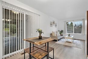 Central Bellevue Retreat