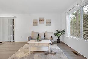 Central Bellevue Retreat