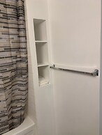 Central Bellevue House