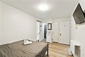 Central Bellevue House