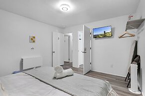 Central Bellevue House