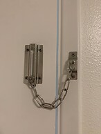 Central Bellevue House