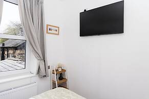 Denecrest Guest House
