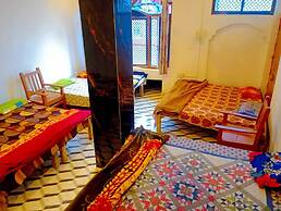 Shree mate guest house