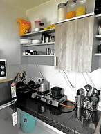 R Cottage Studio Apartments