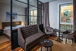 Warm House Apart Hotel Almaty