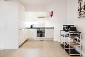 Spacious 1 Bedroom Apartment in St Albans