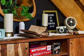 The Copper Bird Cabin