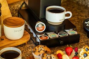 The Copper Bird Cabin