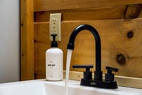 The Copper Bird Cabin