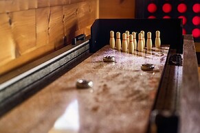 The Copper Bird Cabin