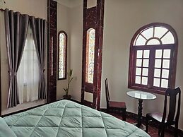 H&H Diamond Nail Guesthouse