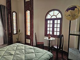 H&H Diamond Nail Guesthouse