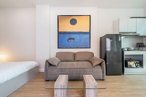 Home by CR Concept in The Center