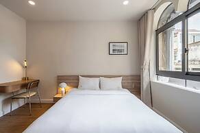 Home by CR Concept in The Center