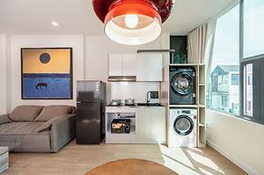 Home by CR Concept in The Center