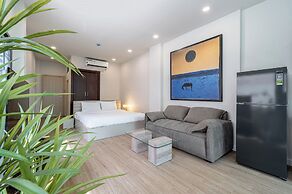 Home by CR Concept in The Center