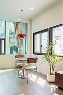 Home by CR Concept in The Center