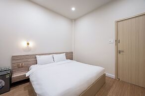 Home by CR Concept in The Center