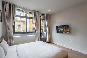 Home by CR Concept in The Center