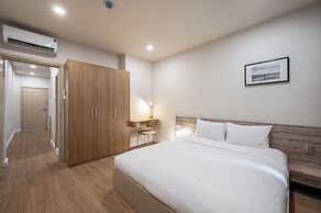 Home by CR Concept in The Center