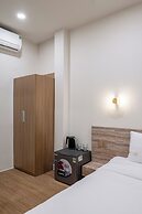 Home by CR Concept in The Center