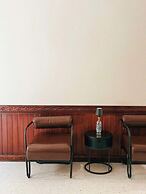 Home by CR Concept in The Center