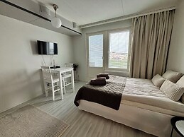 Modern Studio next to Railway Station
