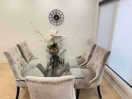 Lakeside Gem - Frenchman's Bay