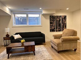 Lakeside Gem - Frenchman's Bay