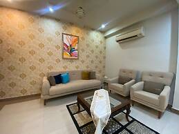 2Bedroom BahriaTown-Manzar Holiday Homes