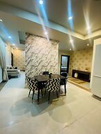 2Bedroom BahriaTown-Manzar Holiday Homes