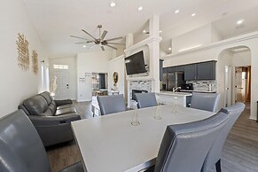 Private House With Private Pool, Near all Famous Attractions!!!