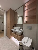 Onia Luxury Escape